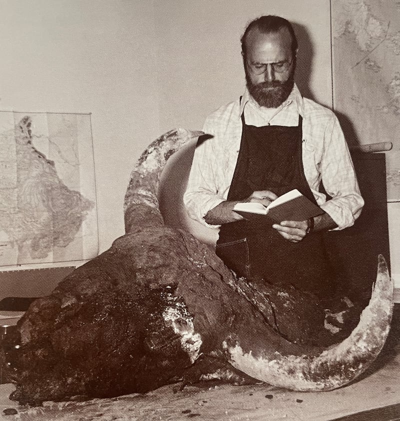 C&aacute;c nh&agrave; khoa học đ&atilde; nấu một con b&ograve; rừng 50.000 năm tuổi để ăn v&agrave; nhận x&eacute;t: "Ngon tuyệt nhưng dai kinh khủng!"- Ảnh 1.