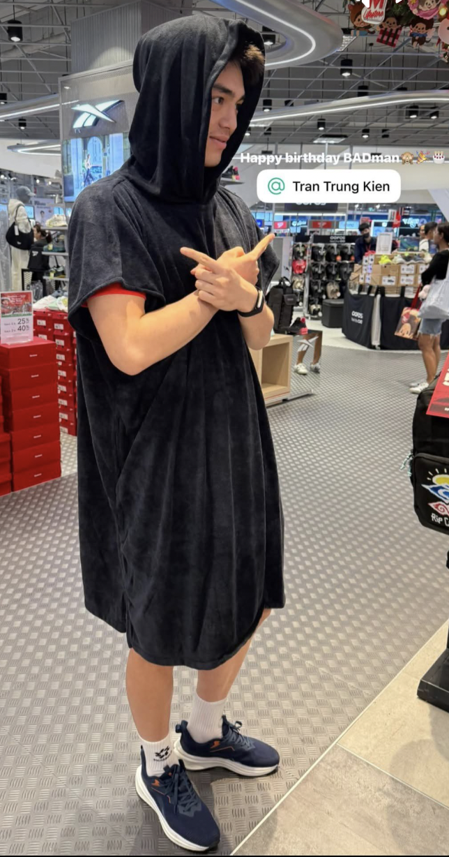 Đ&atilde; r&otilde; l&yacute; do thủ m&ocirc;n hotboy Trần Trung Ki&ecirc;n U23 Việt Nam sụt 8kg chỉ trong v&agrave;i ng&agrave;y- Ảnh 1.