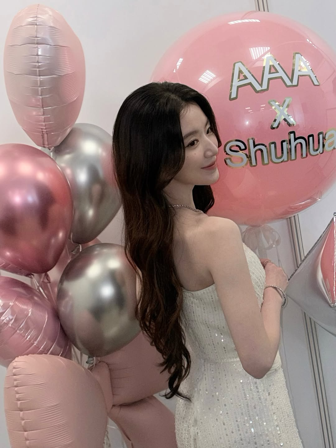 Mỹ nh&acirc;n đẹp ph&aacute;t s&aacute;ng c&oacute; c&aacute;ch giảm c&acirc;n &ldquo;n&oacute;i 0 với 1 loại thực phẩm&rdquo;- Ảnh 2.