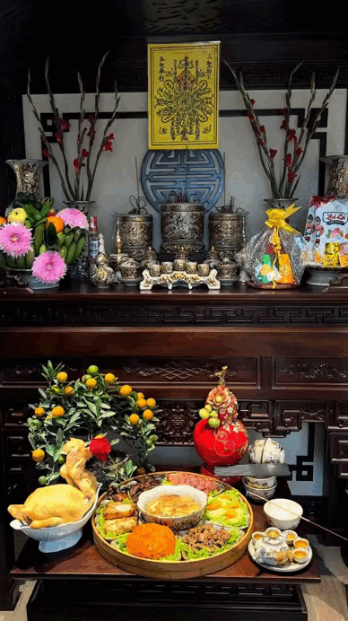 B&agrave;n thờ 23 Tết nh&agrave; Đo&agrave;n Văn Hậu: Đ&uacute;ng lễ nghi chuẩn phong thuỷ, Do&atilde;n Hải My được cả thi&ecirc;n hạ khen qu&aacute; kh&eacute;o- Ảnh 2.