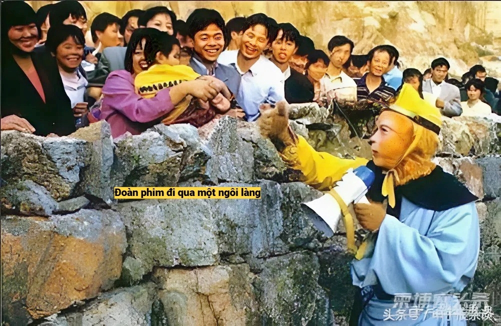 Kh&ocirc;ng thể tin c&oacute; phim cổ trang chiếu 4000 lần vẫn chiếm top 1 rating cả nước, nam ch&iacute;nh l&agrave; bạch nguyệt quang của 1,4 tỷ người- Ảnh 5.