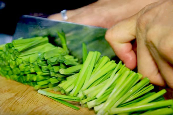 M&ugrave;a xu&acirc;n đến, h&atilde;y ăn nhiều hơn 4 m&oacute;n n&agrave;y để tăng cường dương kh&iacute;, bổ tỳ vị, gi&uacute;p cơ thể khỏe mạnh cả năm- Ảnh 2.