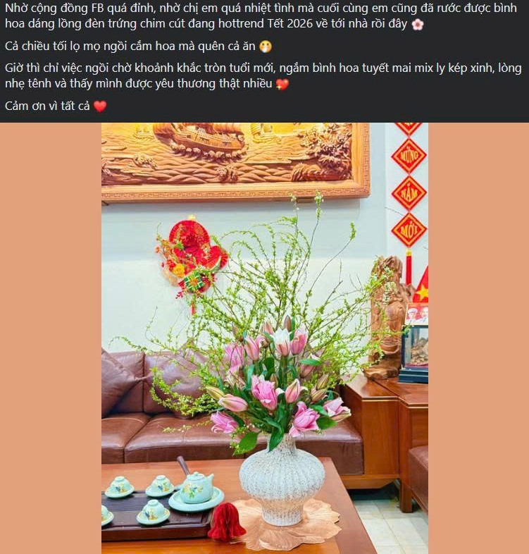 D&atilde; man độ hot của chiếc b&igrave;nh hoa n&agrave;y, c&oacute; người đ&ugrave;a: "Nh&acirc;n phẩm tốt, t&iacute;ch phước 4 đời mới mua được"!- Ảnh 2.