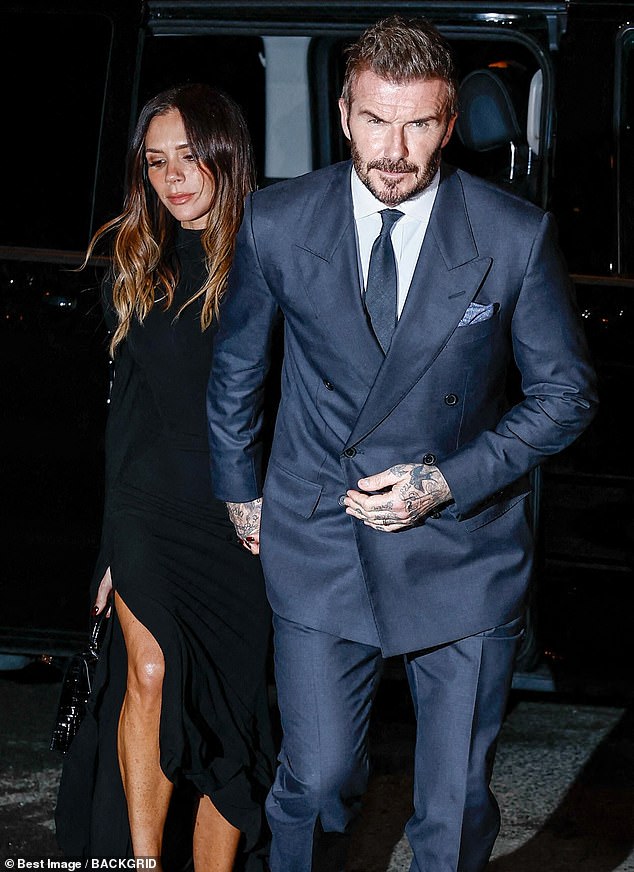 Giữa drama gia đ&igrave;nh, Victoria v&agrave; David Beckham g&acirc;y sốt khi gặp gỡ 