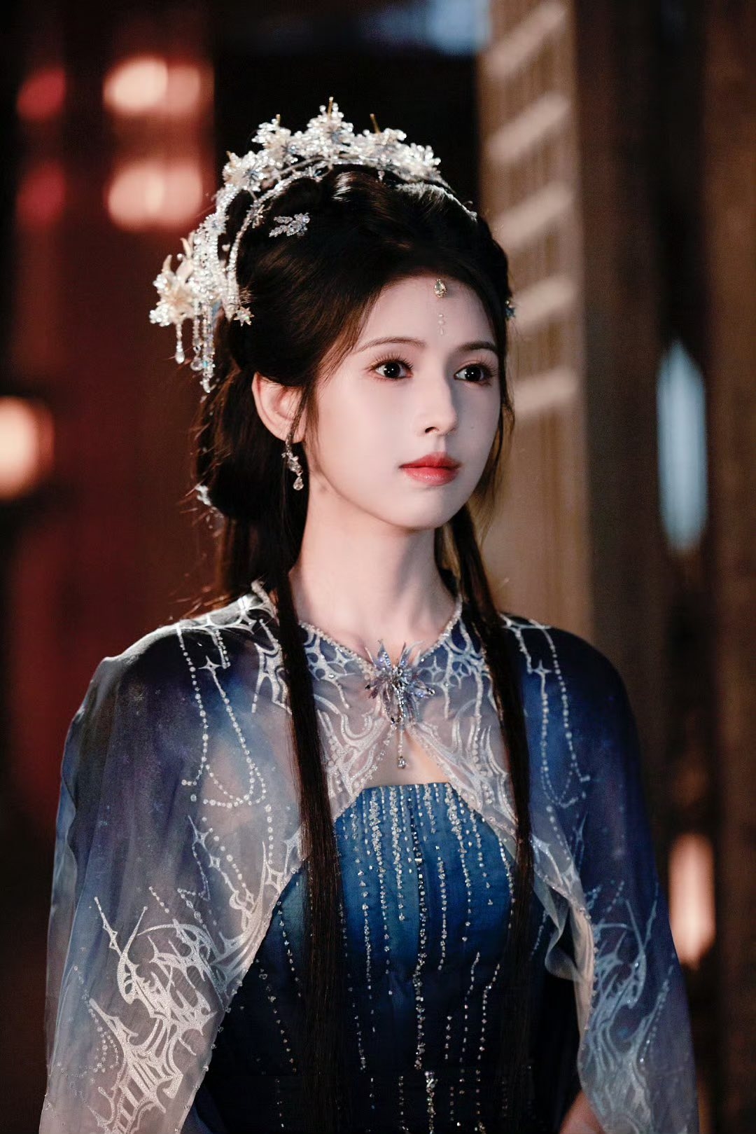 Kh&ocirc;ng ph&acirc;n biệt nổi đ&acirc;y l&agrave; người thật hay ti&ecirc;n tử trong tranh: Nhan sắc thượng hạng ng&agrave;n sao, ăn g&igrave; đẹp thế hả trời- Ảnh 5.