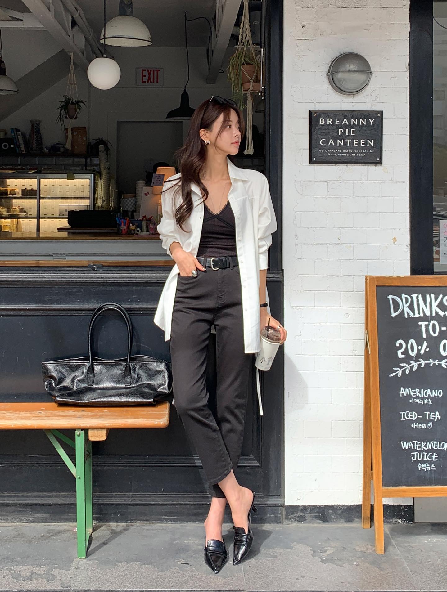 3 kiểu quần jeans kh&ocirc;ng những thu gọn m&agrave; c&ograve;n k&eacute;o d&agrave;i ch&acirc;n- Ảnh 3.