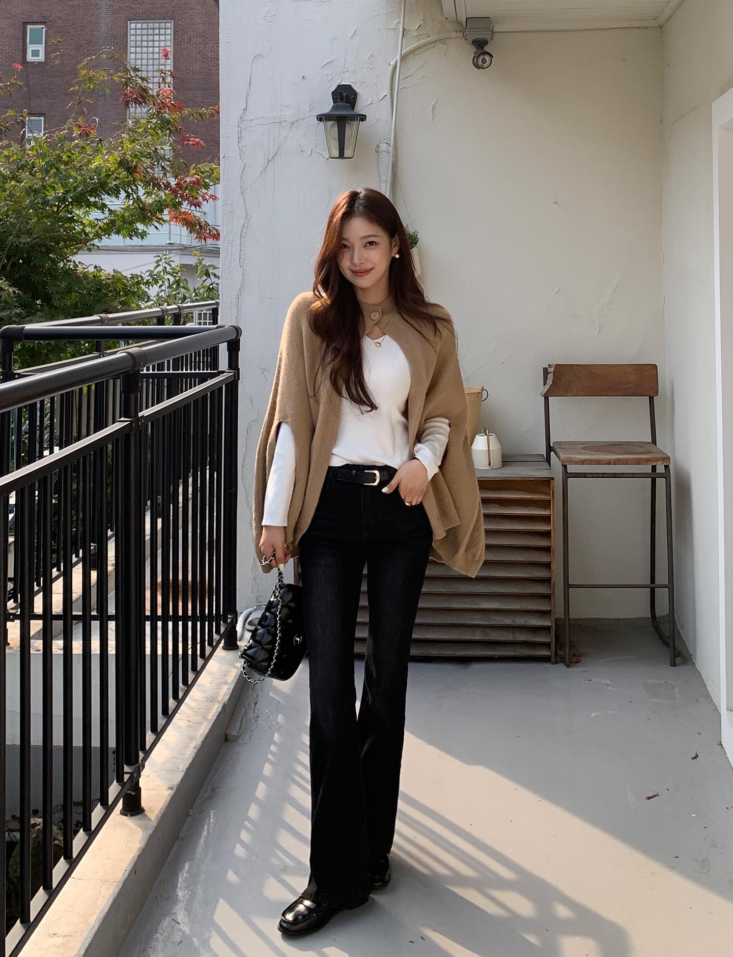 3 kiểu quần jeans kh&ocirc;ng những thu gọn m&agrave; c&ograve;n k&eacute;o d&agrave;i ch&acirc;n- Ảnh 4.