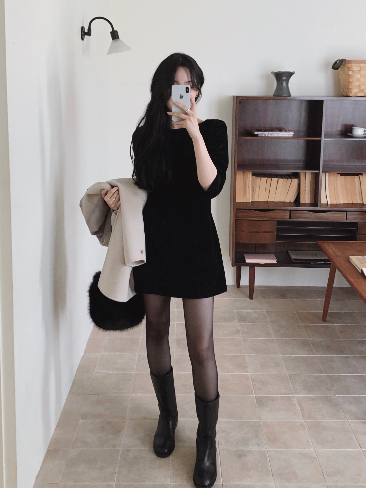 Không cần sắm đồ mới, áp dụng 4 mẹo đơn giản là đã nâng cấp outfit rực rỡ đón Tết- Ảnh 7.