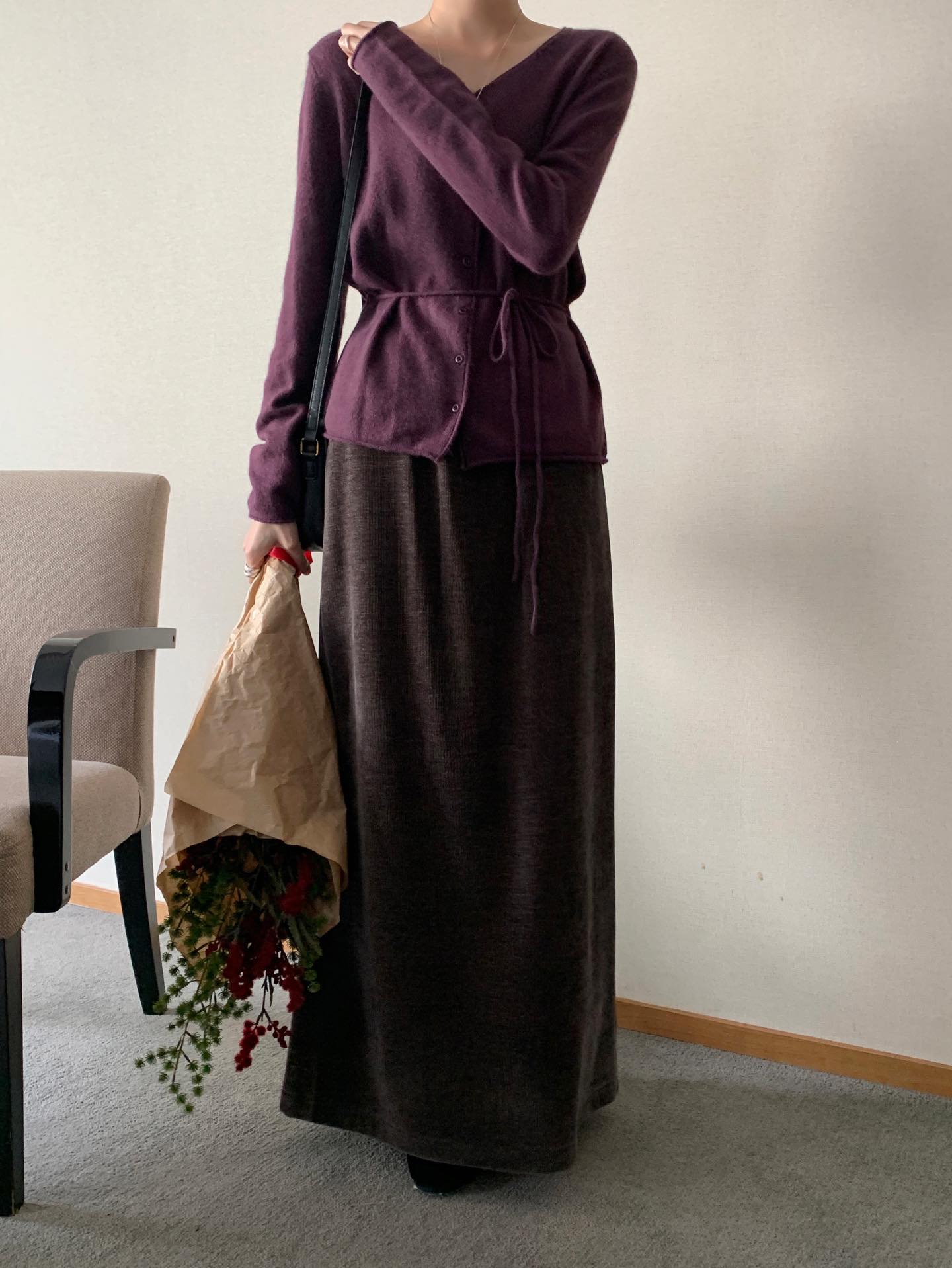 Mẫu &aacute;o đang "hot" khủng khiếp: Cứ mặc l&agrave; d&aacute;ng thon thả hơn, chuẩn thanh lịch từ c&ocirc;ng sở ra phố- Ảnh 7.