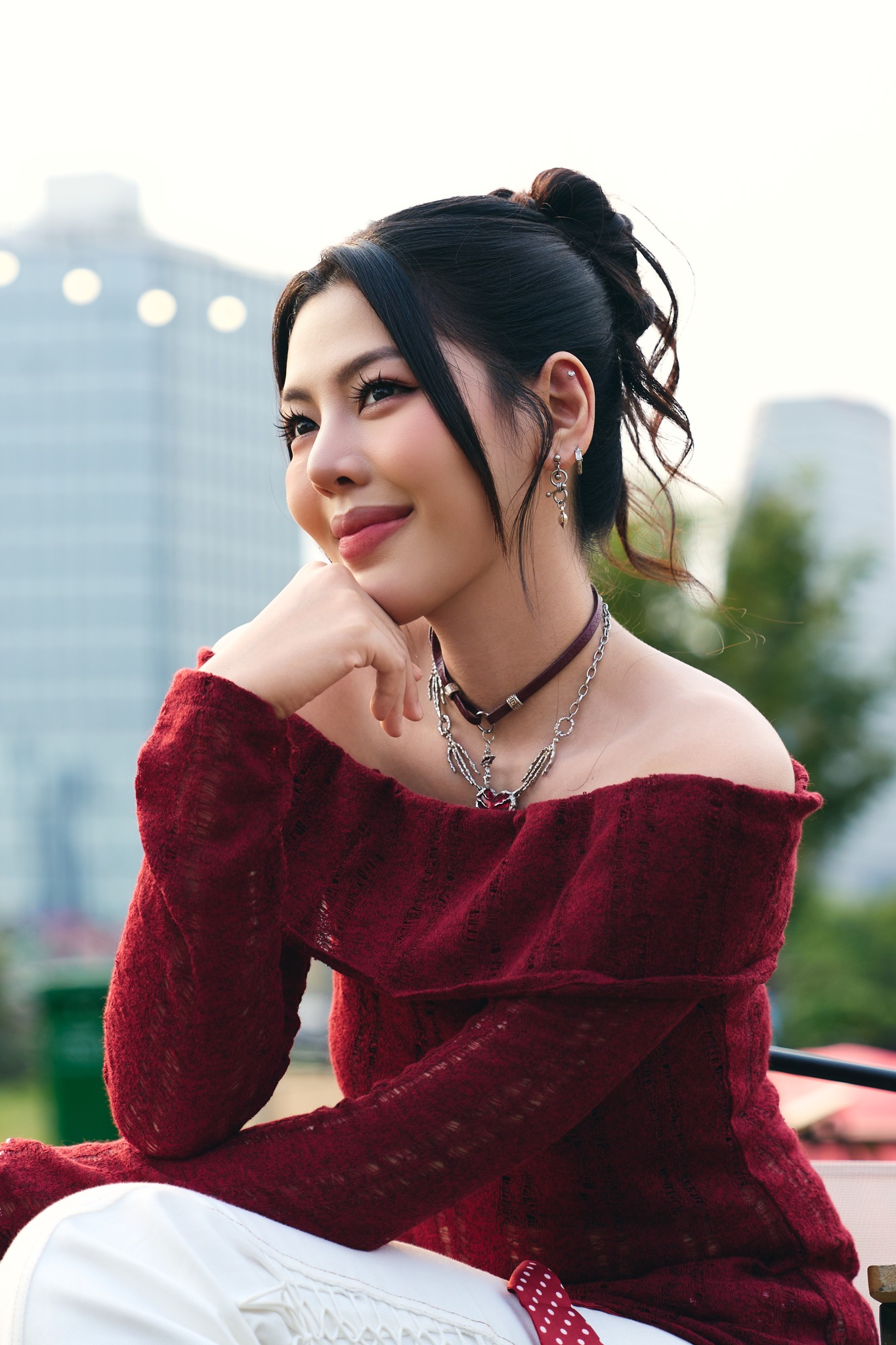 Cặp Em Xinh khiến d&acirc;n t&igrave;nh ph&aacute;t sốt v&igrave; size gap kh&ocirc;ng tưởng, 