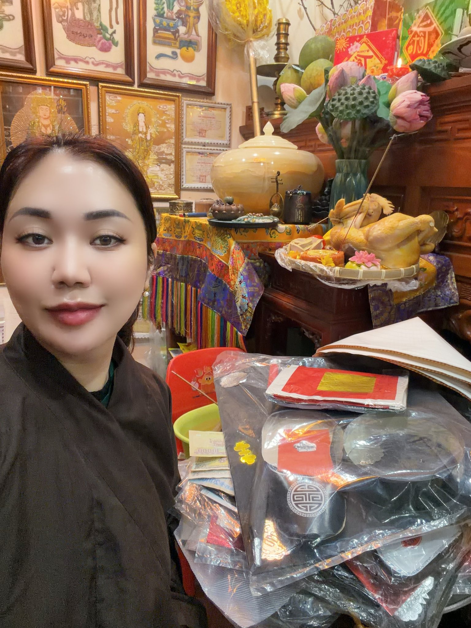 Điều đắt gi&aacute; nhất trong nh&agrave; ri&ecirc;ng của NSND Tự Long - Ph&oacute; Gi&aacute;m đốc Nh&agrave; h&aacute;t ch&egrave;o Qu&acirc;n đội cận Tết- Ảnh 8.