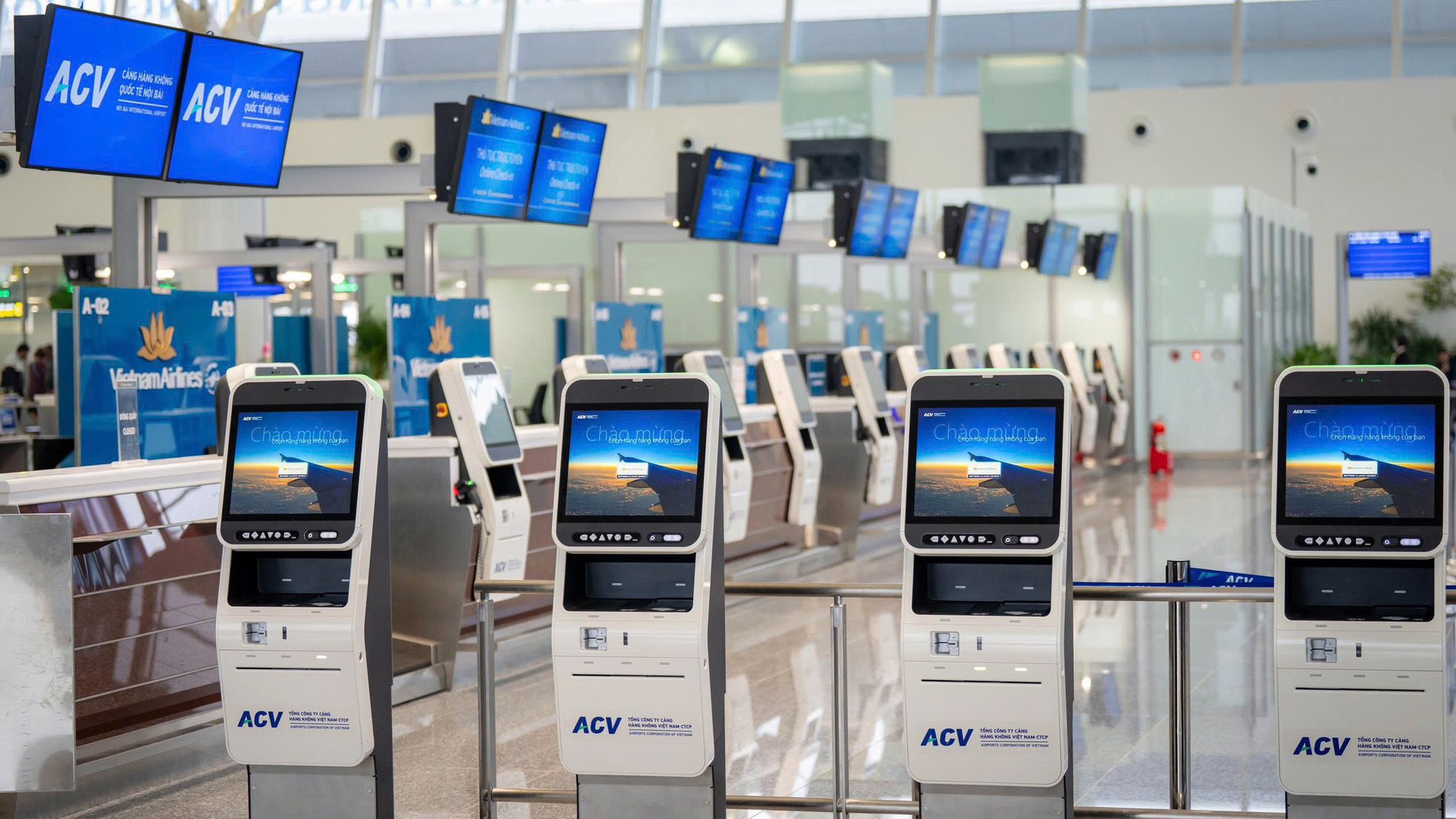 Tin vui cho cả nước: H&agrave;nh kh&aacute;ch chỉ tốn 10 ph&uacute;t để l&agrave;m thủ tục bay thần tốc tại ga T3 dịp cao điểm Tết- Ảnh 1.