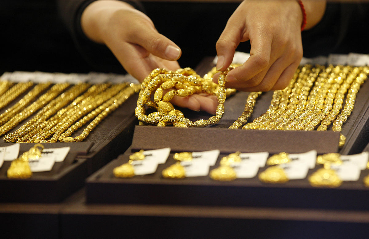 Vừa chốt đơn mua v&agrave;ng hơn 4 tỷ đồng th&igrave; gi&aacute; tăng mạnh, cửa h&agrave;ng tr&igrave; ho&atilde;n kh&ocirc;ng chịu giao, t&ograve;a ph&aacute;n quyết: &ldquo;Phải trả th&ecirc;m 580 triệu đồng&rdquo;- Ảnh 1.