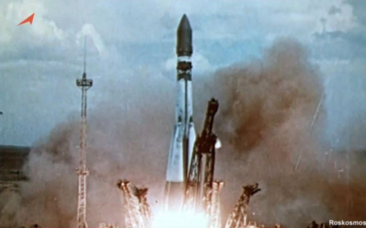 Từ c&ocirc; c&ocirc;ng nh&acirc;n dệt đến nữ phi h&agrave;nh gia đầu ti&ecirc;n bay v&agrave;o vũ trụ- Ảnh 3.