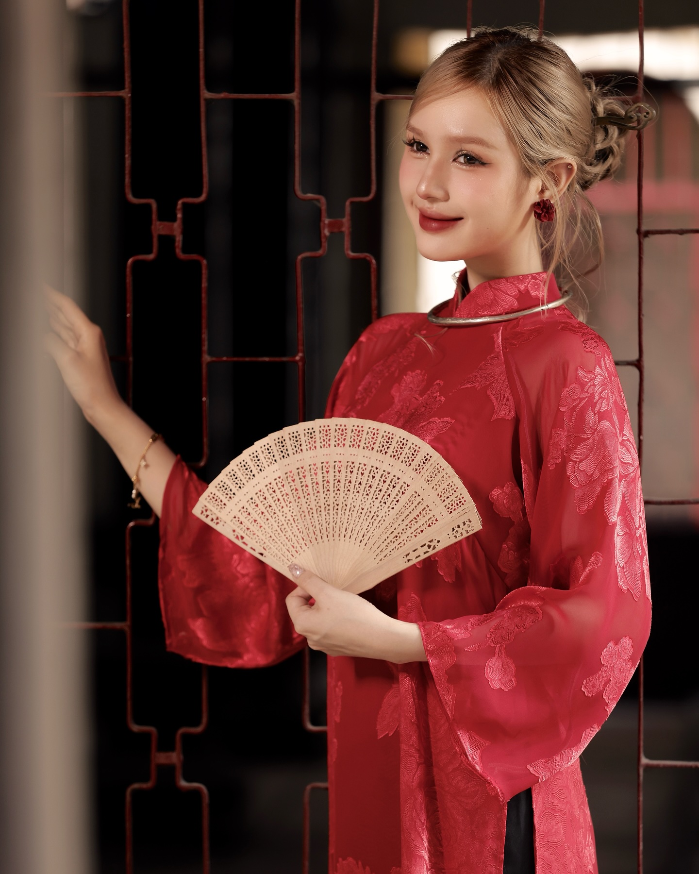 Xo&agrave;i Non v&agrave; Gil L&ecirc; l&ecirc;n đồ như cưới tới nơi!- Ảnh 4.