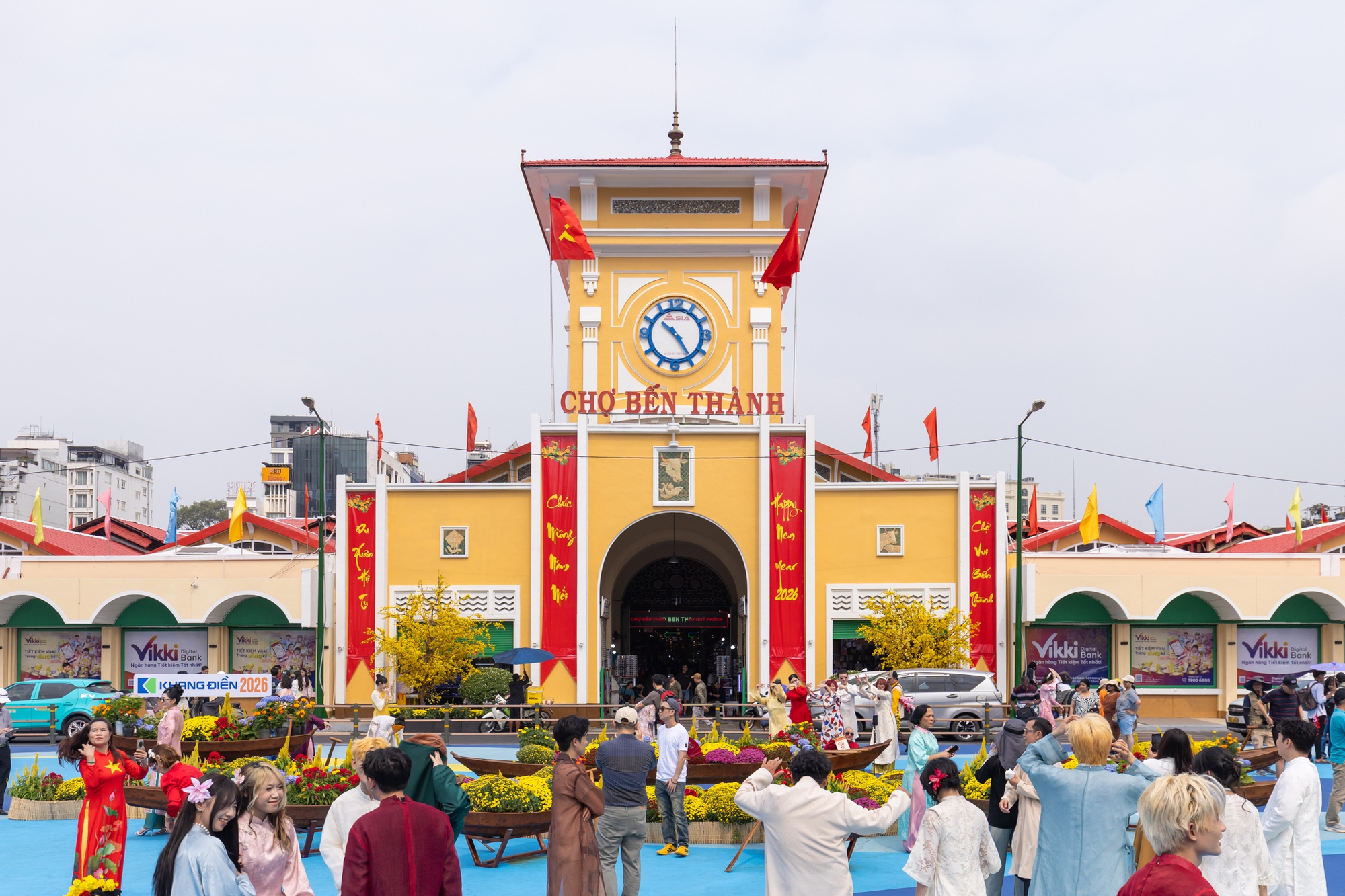 Loạt c&ocirc;ng tr&igrave;nh biểu tượng trăm tuổi của TP.HCM &ldquo;thay &aacute;o mới&rdquo;: Trung t&acirc;m giờ nh&igrave;n lạ qu&aacute;!- Ảnh 2.