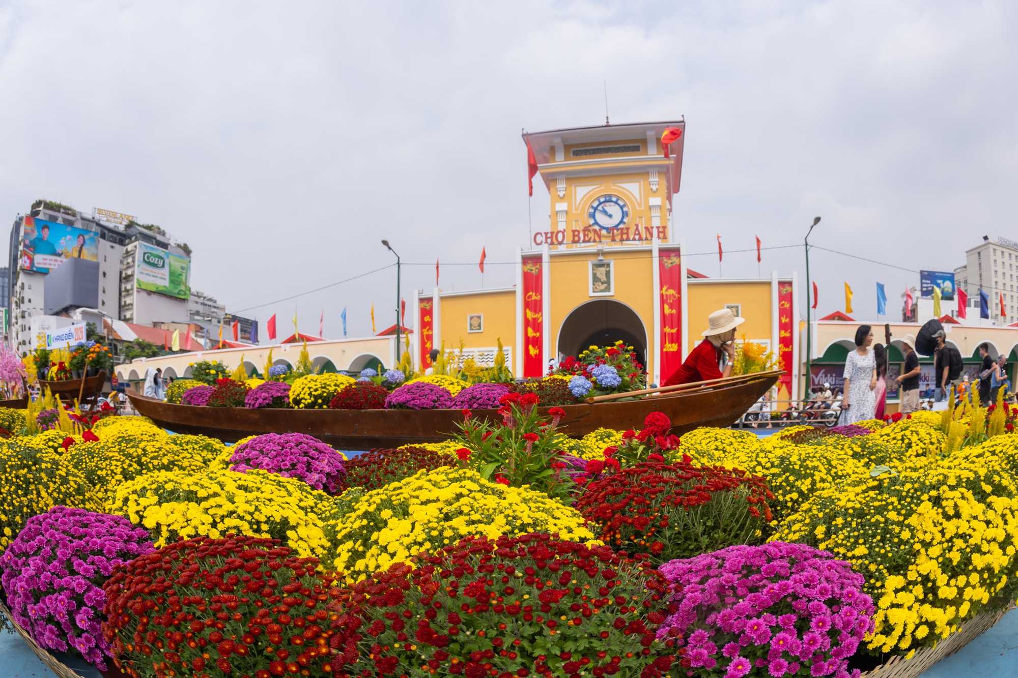 Loạt c&ocirc;ng tr&igrave;nh biểu tượng trăm tuổi của TP.HCM &ldquo;thay &aacute;o mới&rdquo;: Trung t&acirc;m giờ nh&igrave;n lạ qu&aacute;!- Ảnh 5.