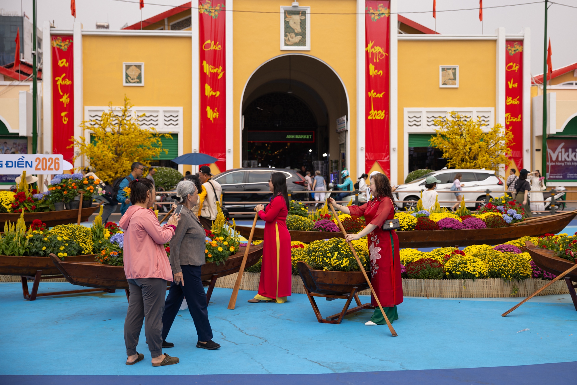 Loạt c&ocirc;ng tr&igrave;nh biểu tượng trăm tuổi của TP.HCM &ldquo;thay &aacute;o mới&rdquo;: Trung t&acirc;m giờ nh&igrave;n lạ qu&aacute;!- Ảnh 8.