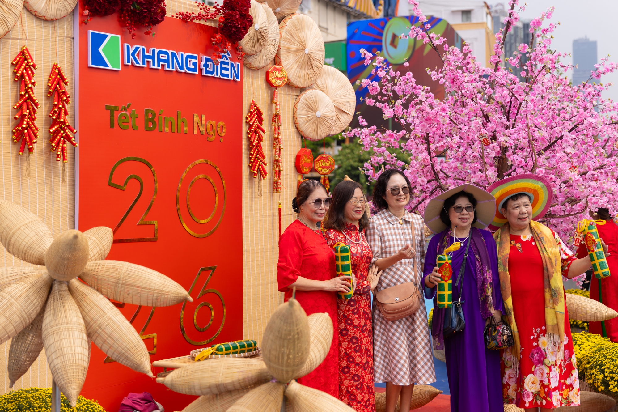 Loạt c&ocirc;ng tr&igrave;nh biểu tượng trăm tuổi của TP.HCM &ldquo;thay &aacute;o mới&rdquo;: Trung t&acirc;m giờ nh&igrave;n lạ qu&aacute;!- Ảnh 10.