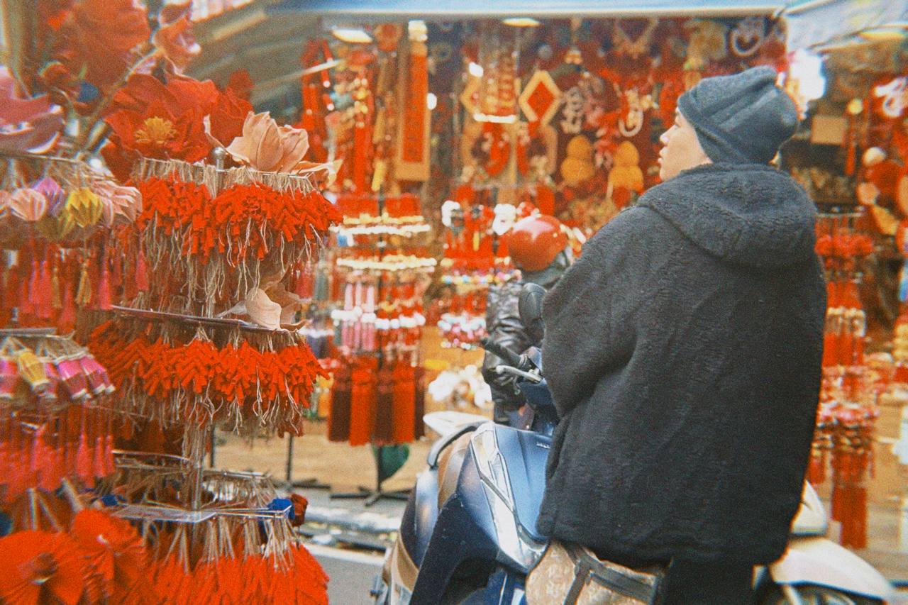 Cận cảnh H&agrave;ng M&atilde; những ng&agrave;y gi&aacute;p Tết: Vắng b&oacute;ng 