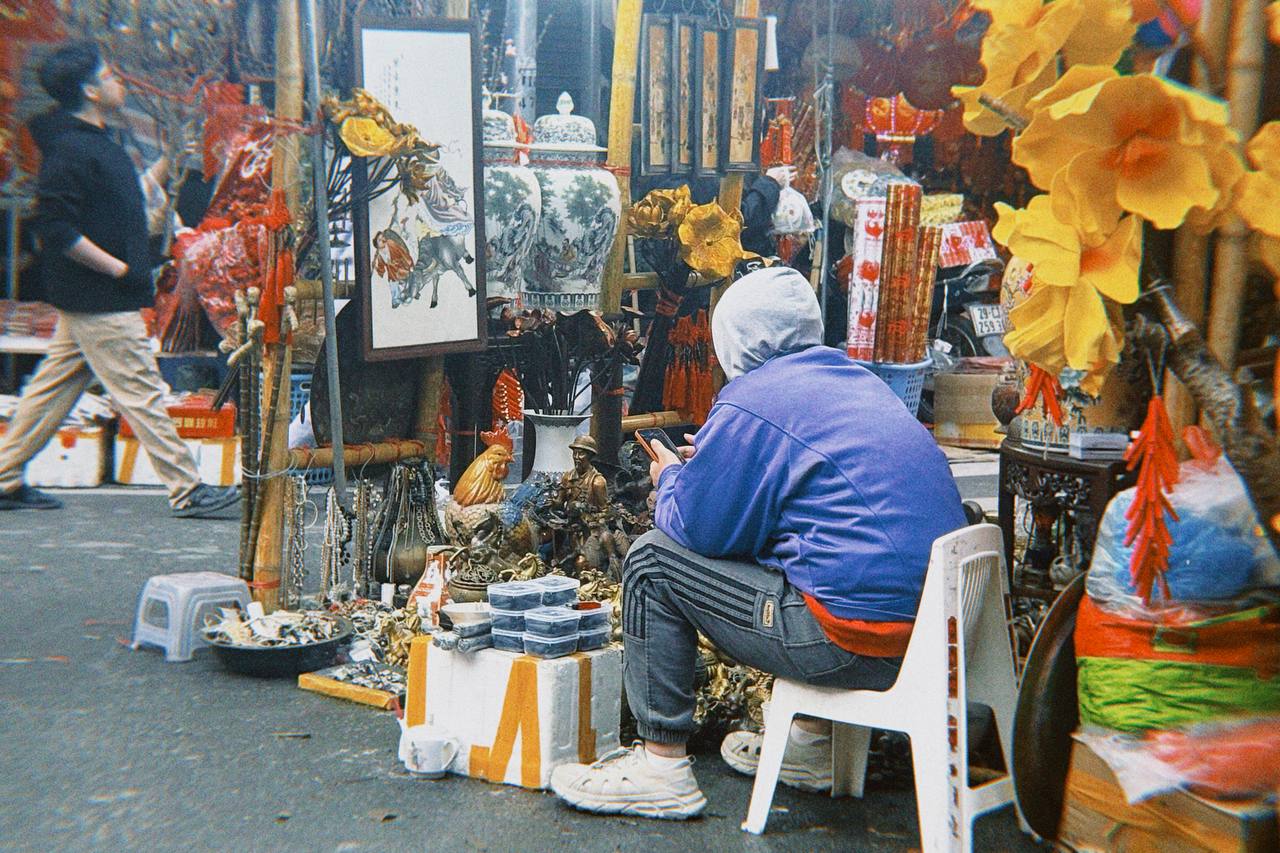 Cận cảnh H&agrave;ng M&atilde; những ng&agrave;y gi&aacute;p Tết: Vắng b&oacute;ng 