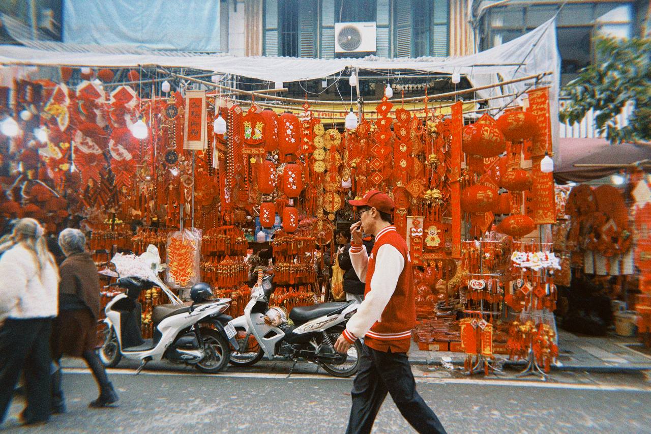 Cận cảnh H&agrave;ng M&atilde; những ng&agrave;y gi&aacute;p Tết: Vắng b&oacute;ng 