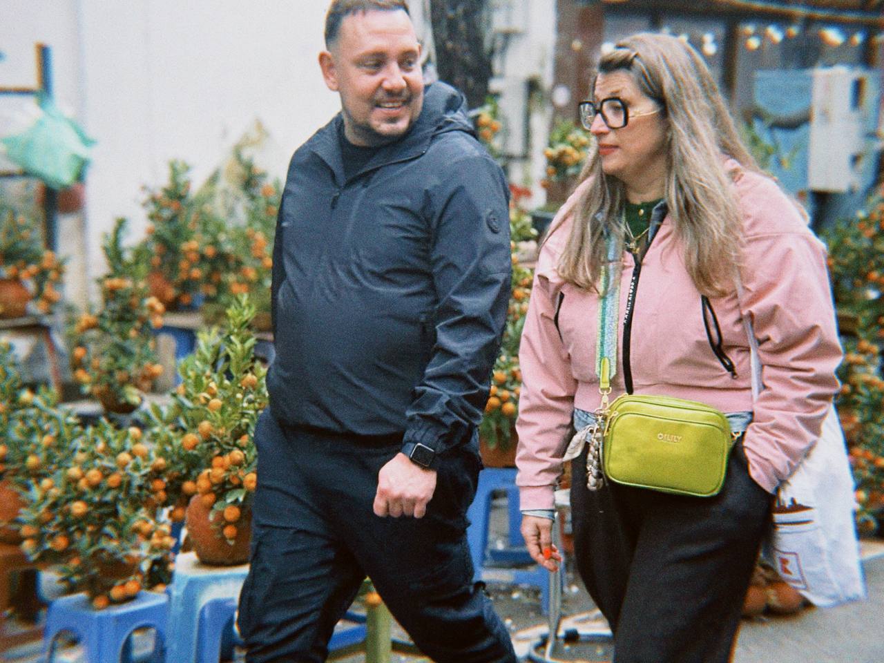 Cận cảnh H&agrave;ng M&atilde; những ng&agrave;y gi&aacute;p Tết: Vắng b&oacute;ng 