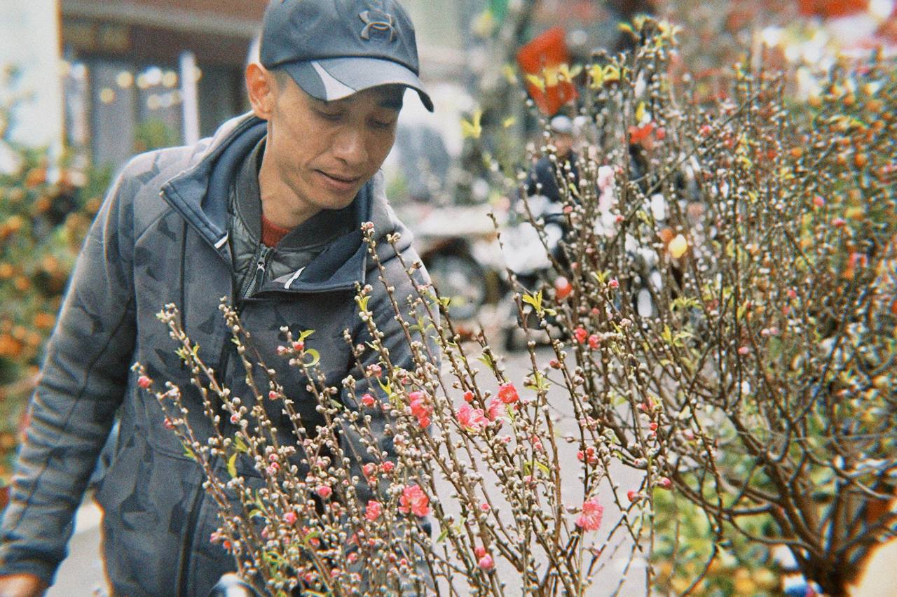 Cận cảnh H&agrave;ng M&atilde; những ng&agrave;y gi&aacute;p Tết: Vắng b&oacute;ng 