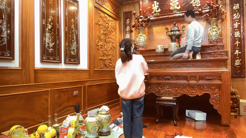 S&aacute;t Tết, cả nước đua nhau "flex" kh&ocirc;ng gian thờ tự: C&oacute; thể ngắm 1000 lần kh&ocirc;ng ch&aacute;n!- Ảnh 1.