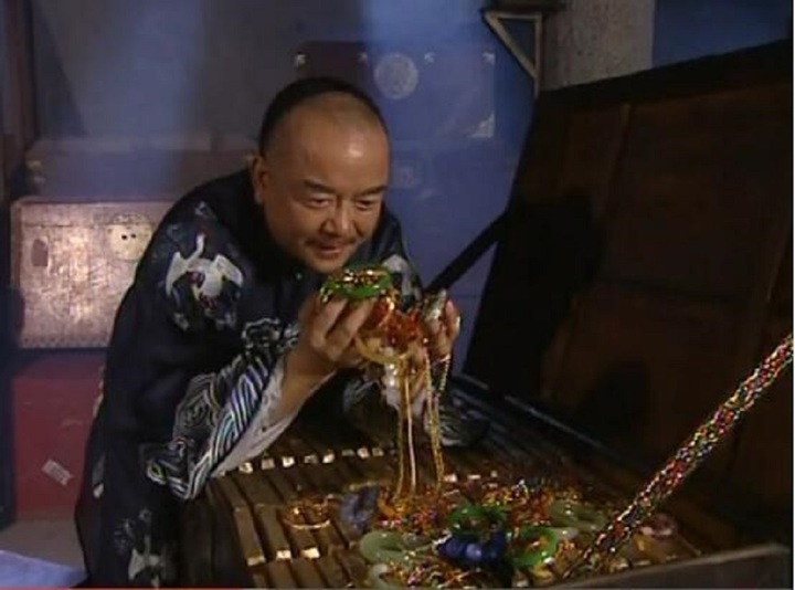 Được vua C&agrave;n Long ban 'di chiếu cứu mạng', sao Ho&agrave; Th&acirc;n vẫn bị xử tội chết?- Ảnh 4.