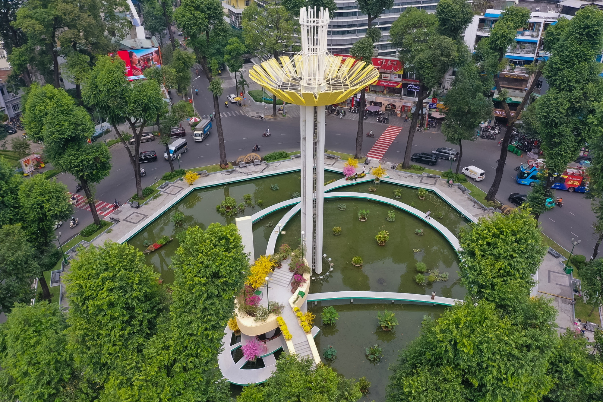 Loạt c&ocirc;ng tr&igrave;nh biểu tượng trăm tuổi của TP.HCM &ldquo;thay &aacute;o mới&rdquo;: Trung t&acirc;m giờ nh&igrave;n lạ qu&aacute;!- Ảnh 17.