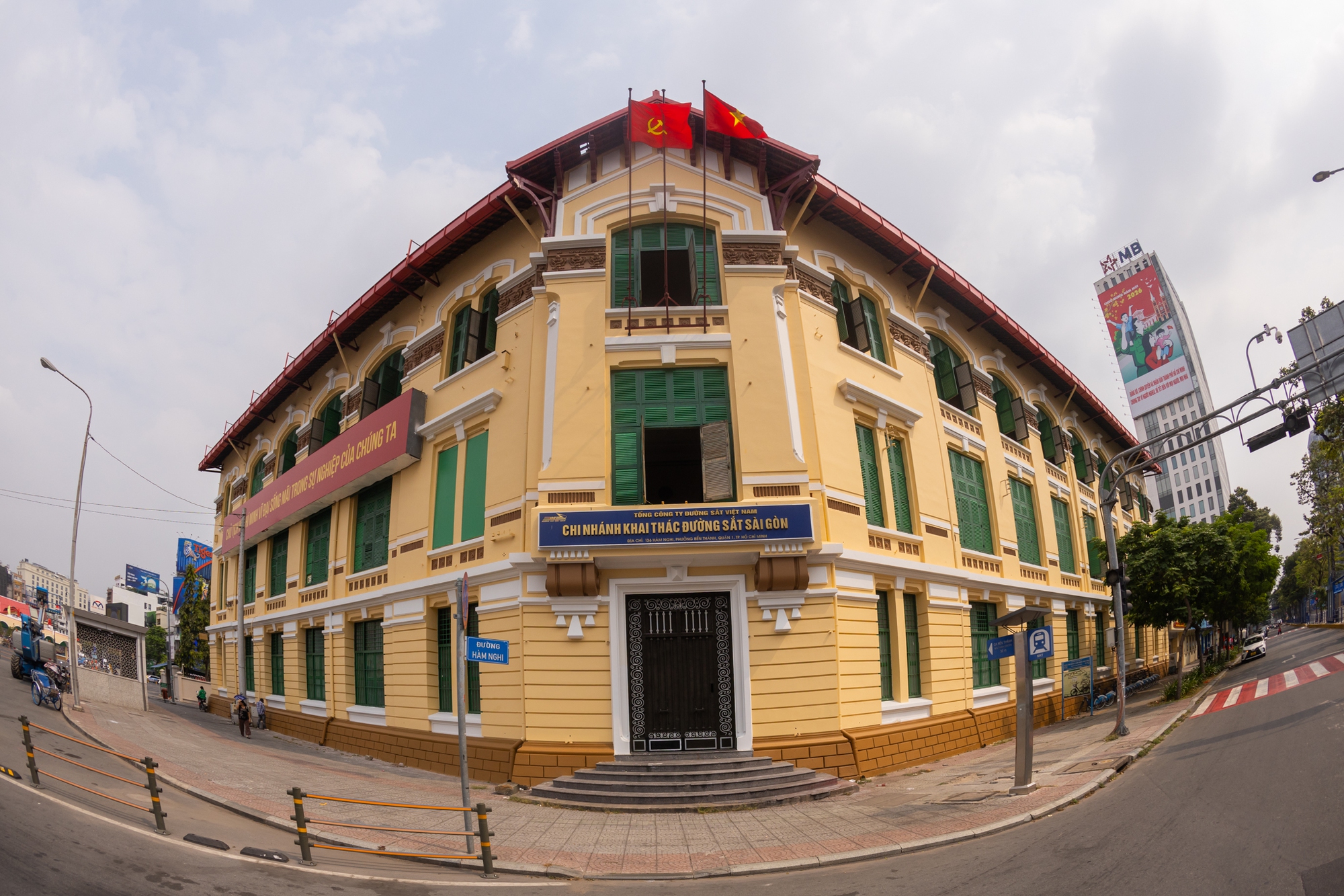 Loạt c&ocirc;ng tr&igrave;nh biểu tượng trăm tuổi của TP.HCM &ldquo;thay &aacute;o mới&rdquo;: Trung t&acirc;m giờ nh&igrave;n lạ qu&aacute;!- Ảnh 13.