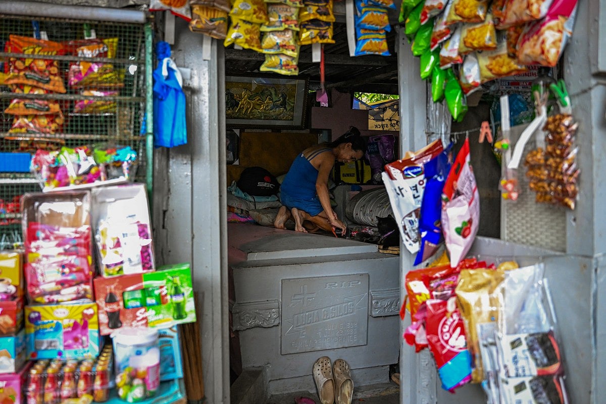 C&acirc;u chuyện của 6.000 người sống giữa nghĩa trang: Người chết v&agrave; người sống c&ugrave;ng "cộng sinh" như thế n&agrave;o?- Ảnh 2.