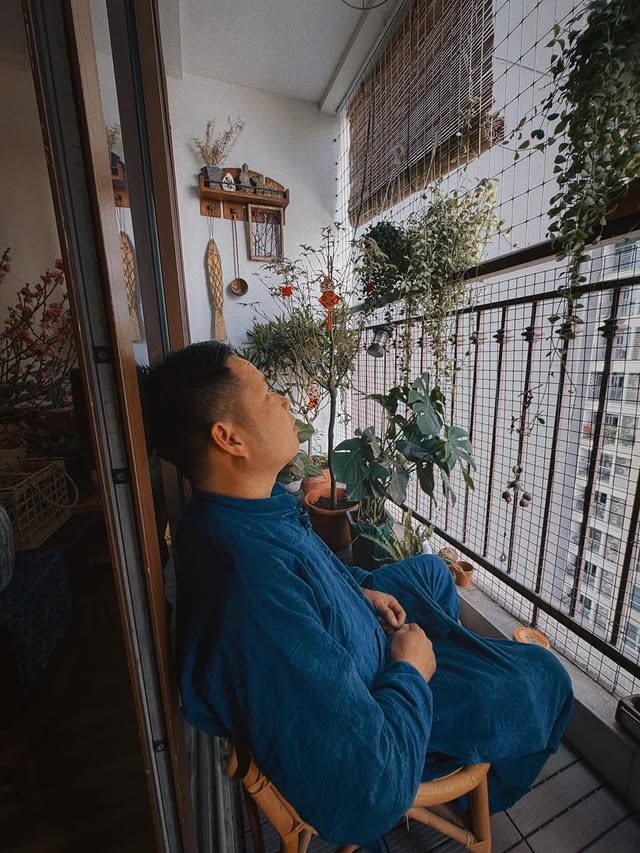 Jun Phạm đ&oacute;n Tết trong căn hộ 75m2: Giản dị m&agrave; ấm &aacute;p, nh&igrave;n g&oacute;c n&agrave;o cũng chữa l&agrave;nh- Ảnh 6.