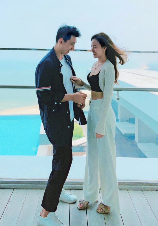 Midu nhận l&agrave;m thư k&yacute;, nhường mọi sự ch&uacute; &yacute; cho chồng- Ảnh 9.