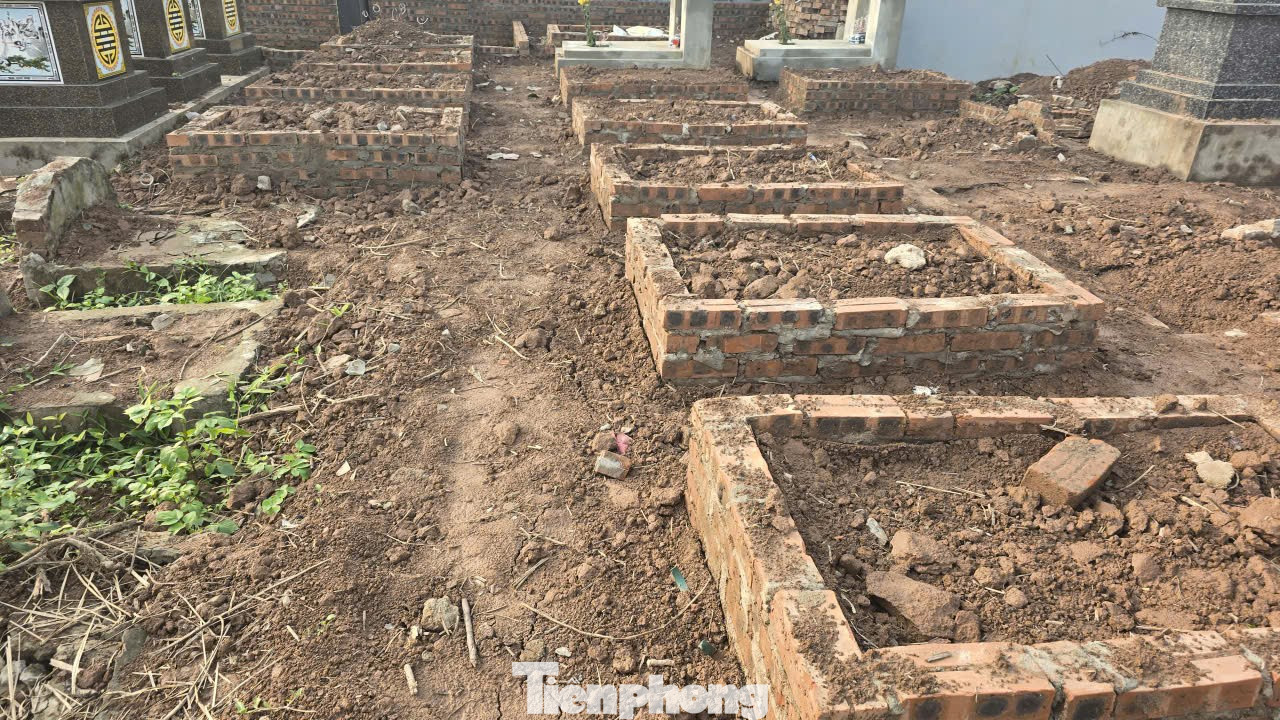 X&acirc;y hơn 80 mộ giả để 'giữ chỗ'- Ảnh 8.