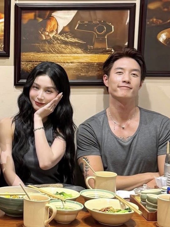 Vbiz c&oacute; cặp sao nghi 