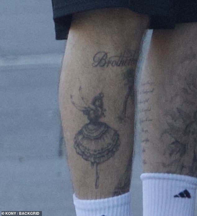 X&oacute;a xăm chữ 