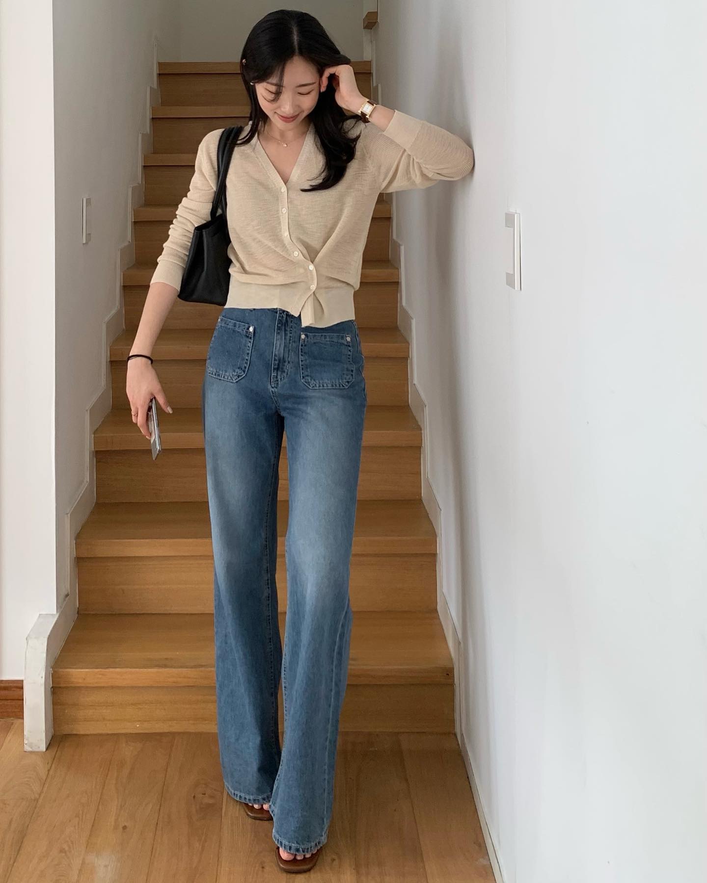 Áo len tăm: Mẫu áo biểu tượng của mùa xuân và 4 cách mặc tuyệt đẹp- Ảnh 8.