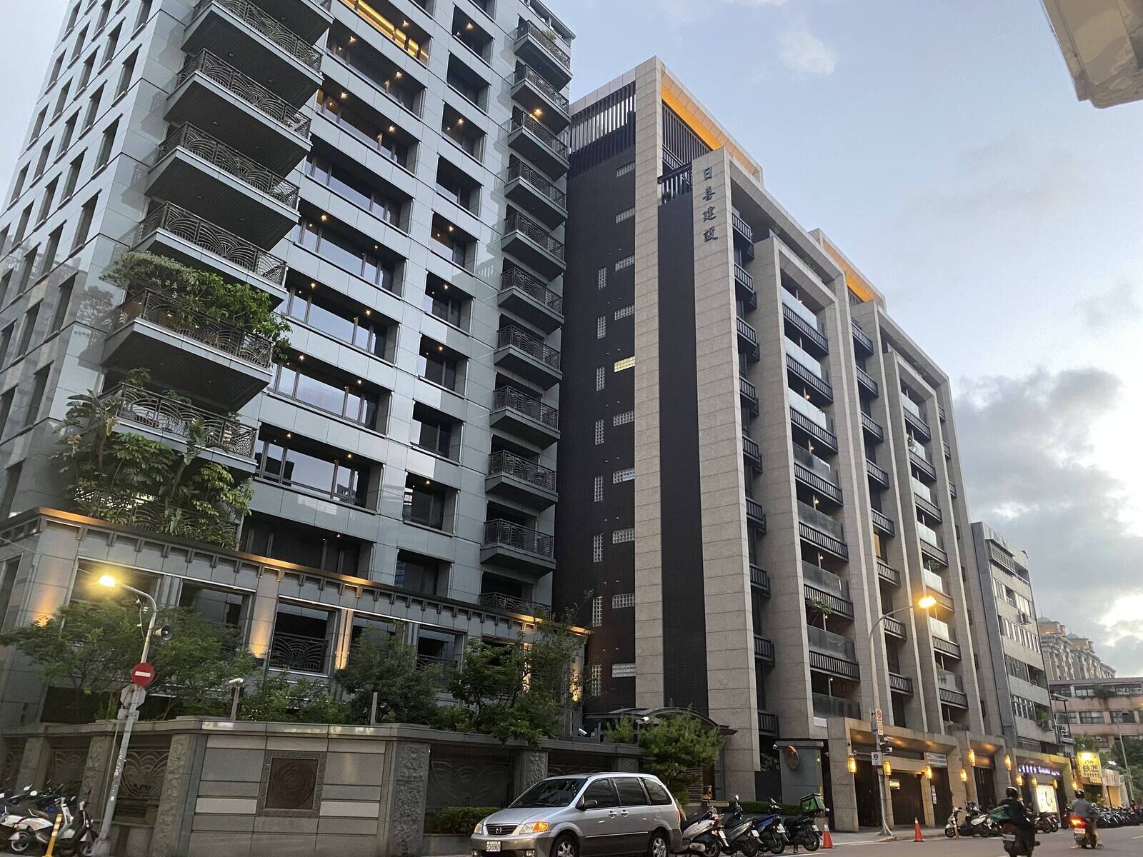 Ph&aacute;t hiện nhiều người mua nh&agrave; được tặng 1kg v&agrave;ng, 2 năm sau kết quả l&atilde;i lỗ &iacute;t ai ngờ- Ảnh 2.