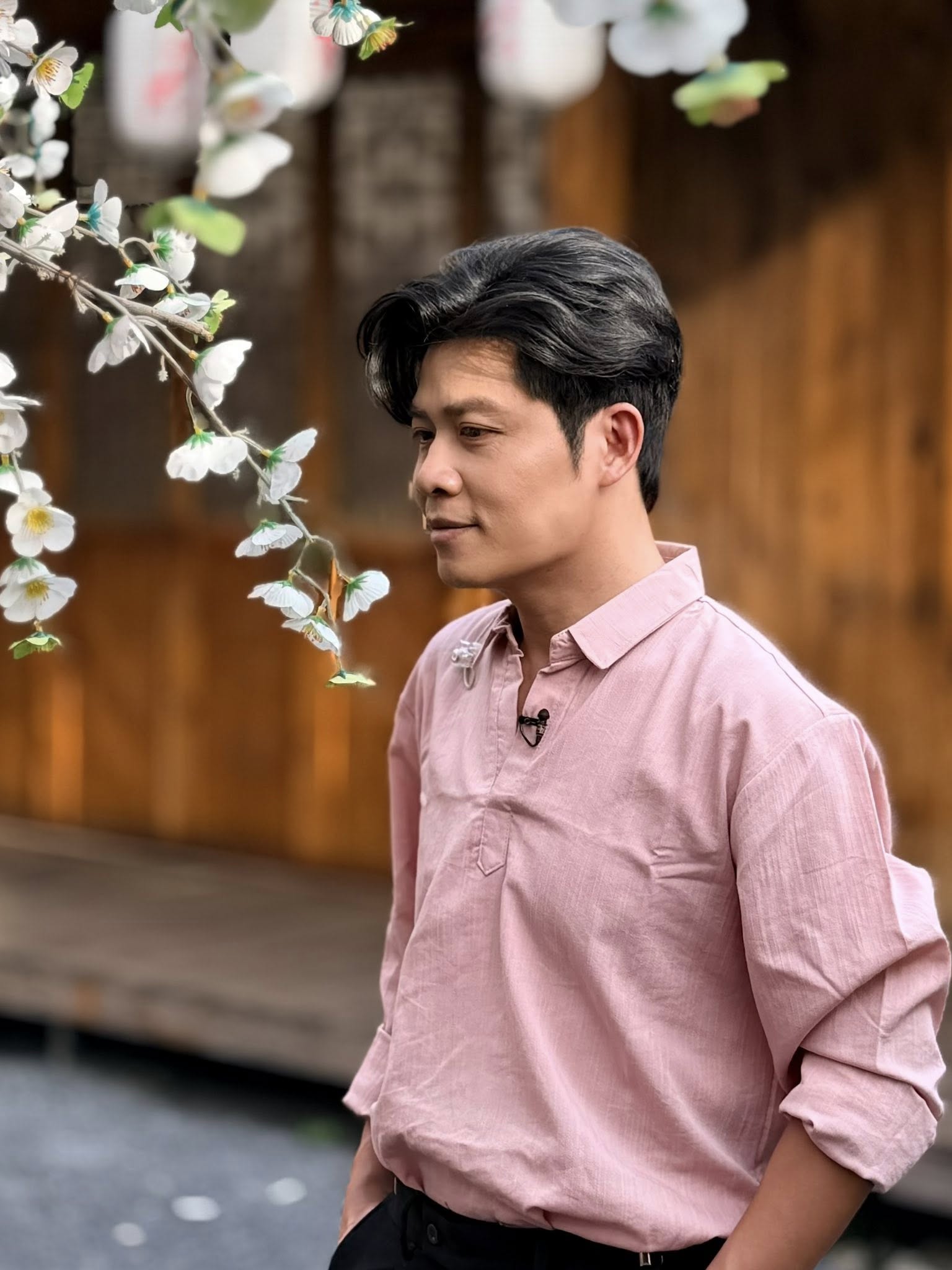 Nghệ sĩ Việt được hơn 70 đơn vị gi&aacute;o dục mời giao lưu: L&agrave; nh&acirc;n vật truyền cảm hứng, nhận loạt giấy khen từ Bộ Tư lệnh cảnh vệ - Bộ C&ocirc;ng an- Ảnh 4.