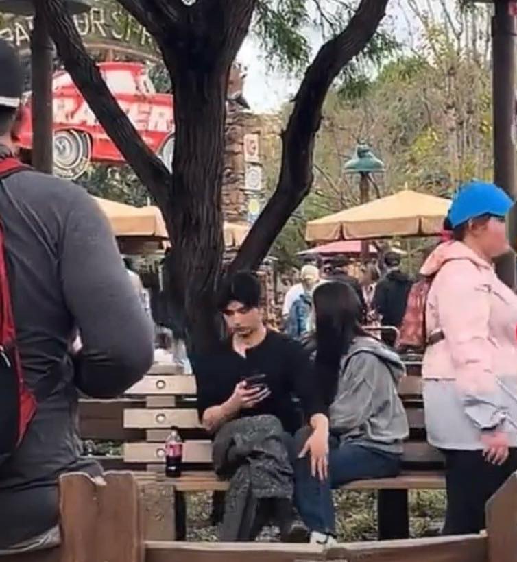 Hoa hậu chia tay kỹ sư AI sau 2 ng&agrave;y th&agrave;nh đ&ocirc;i, nh&agrave; trai liền lộ ảnh th&acirc;n mật b&ecirc;n người mới- Ảnh 4.