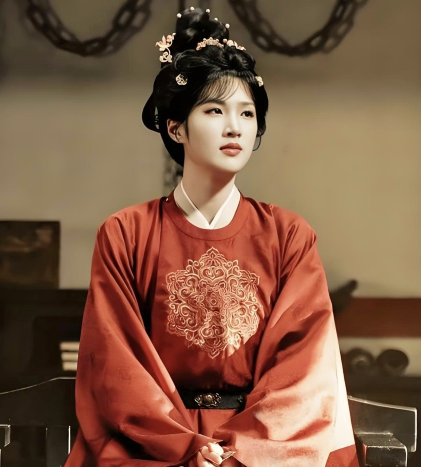 C&ocirc;ng ch&uacute;a Huawei bị ch&ecirc;- Ảnh 1.