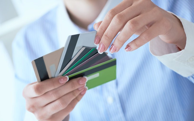 Tại sao lừa đảo biết rõ số CCCD, tài khoản ngân hàng và mật khẩu của nạn nhân?- Ảnh 1.