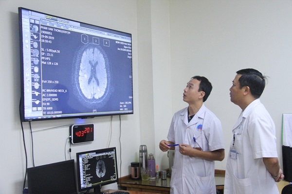 Tin vui: Bảo hiểm Y tế vừa thanh to&aacute;n th&ecirc;m khoản tiền n&agrave;y, người d&acirc;n cần biết kẻo mất quyền lợi- Ảnh 1.