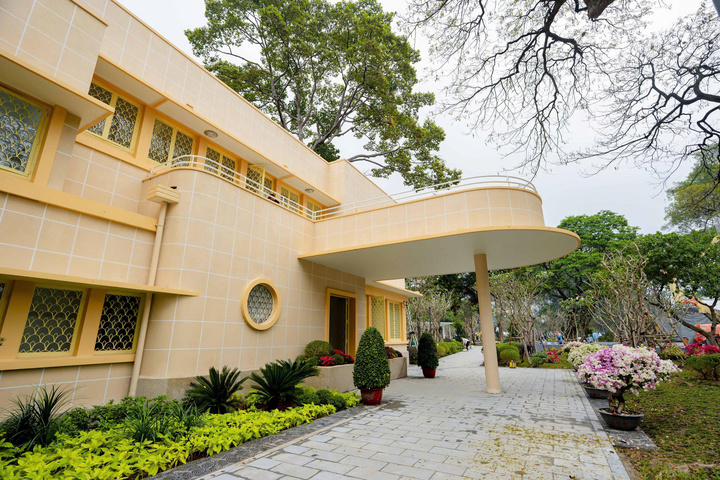 TP.HCM kh&aacute;nh th&agrave;nh c&ocirc;ng vi&ecirc;n tưởng niệm nạn nh&acirc;n COVID-19- Ảnh 7.