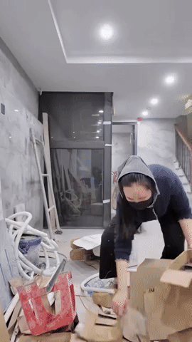 Gi&aacute;p tết, vợ chồng Duy Mạnh dọn về biệt thự phố cổ đắt đỏ, bề thế, c&oacute; hẳn khu chơi ri&ecirc;ng cho 2 nh&oacute;c tỳ- Ảnh 2.