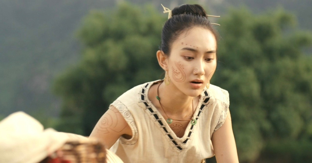 Tại sao mỹ nh&acirc;n Việt đẹp thế n&agrave;y giờ mới đ&oacute;ng cổ trang: Nhan sắc hoa nhường nguyệt thẹn, 360 độ kh&ocirc;ng g&oacute;c chết- Ảnh 5.