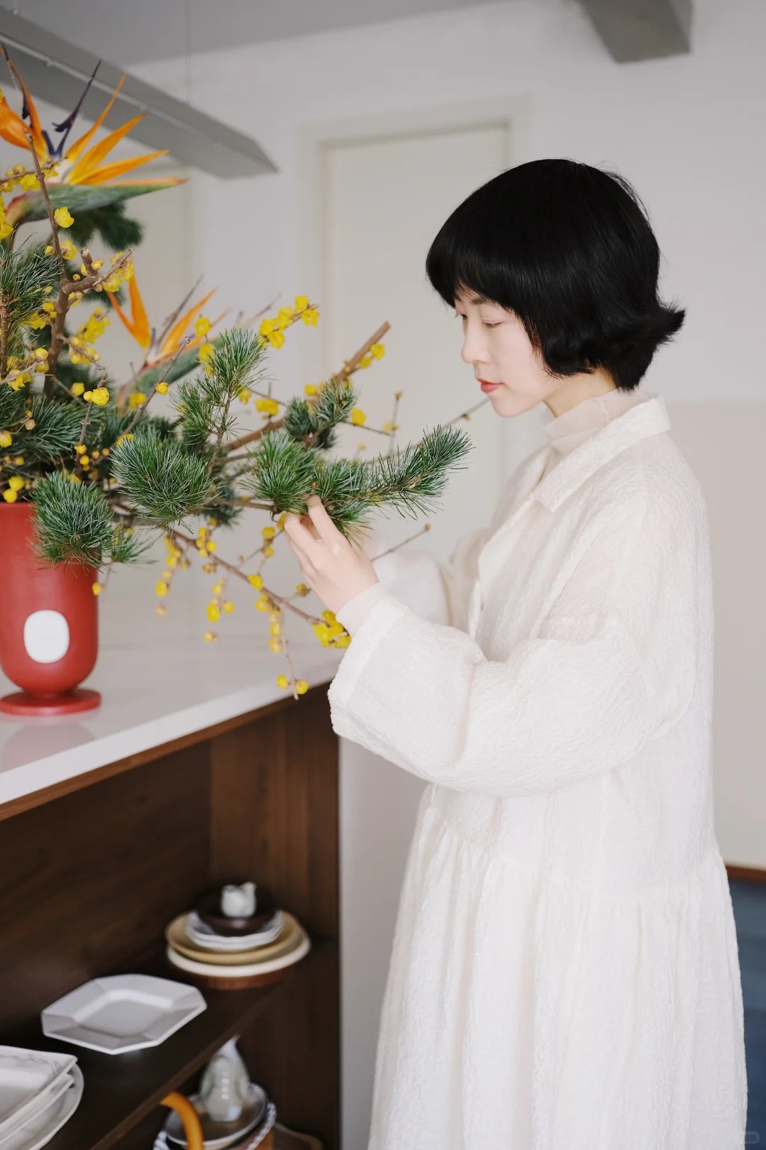 Tết 2026: Đừng chỉ cắm đ&agrave;o hay ly, thử ngay lo&agrave;i hoa "thơm thấu t&acirc;m can" n&agrave;y để ph&ograve;ng kh&aacute;ch vừa sang vừa vượng kh&iacute;, ngắm th&ocirc;i cũng thấy cả một vườn xu&acirc;n đắt gi&aacute;!- Ảnh 5.