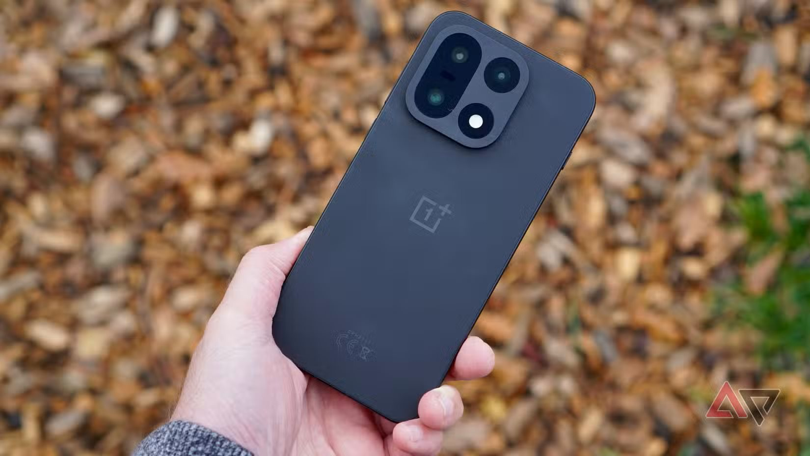 "L&agrave; chuy&ecirc;n gia Android, t&ocirc;i khuy&ecirc;n bạn đừng mua mẫu điện thoại n&agrave;y ở thời điểm hiện tại": Xem để tr&aacute;nh- Ảnh 4.